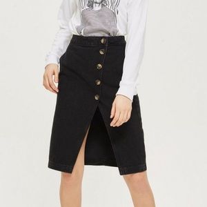 NWOT TOPSHOP Horn Button Midi Skirt